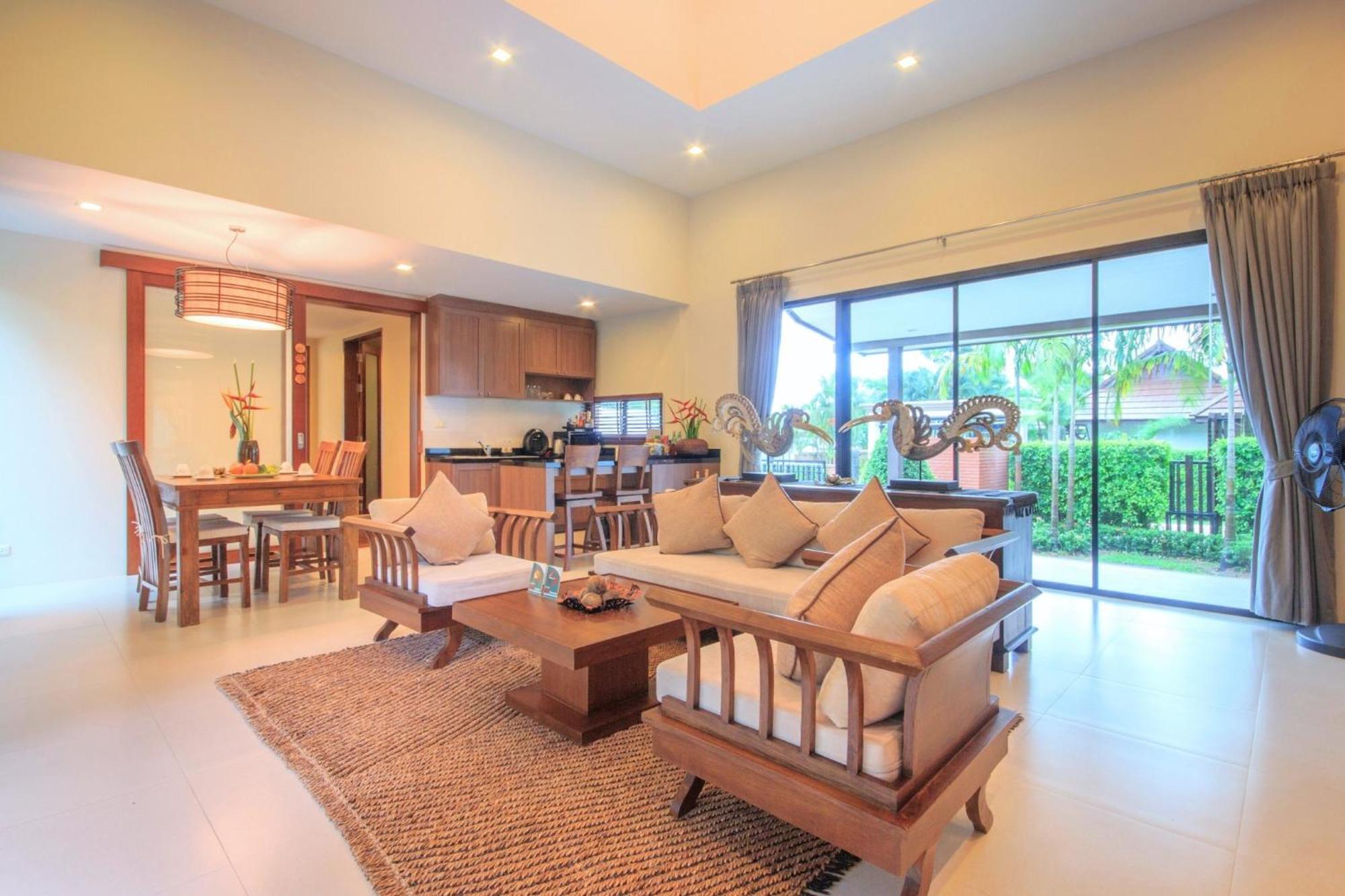 Ozone Villa Phuket Pa Khlok Exterior foto