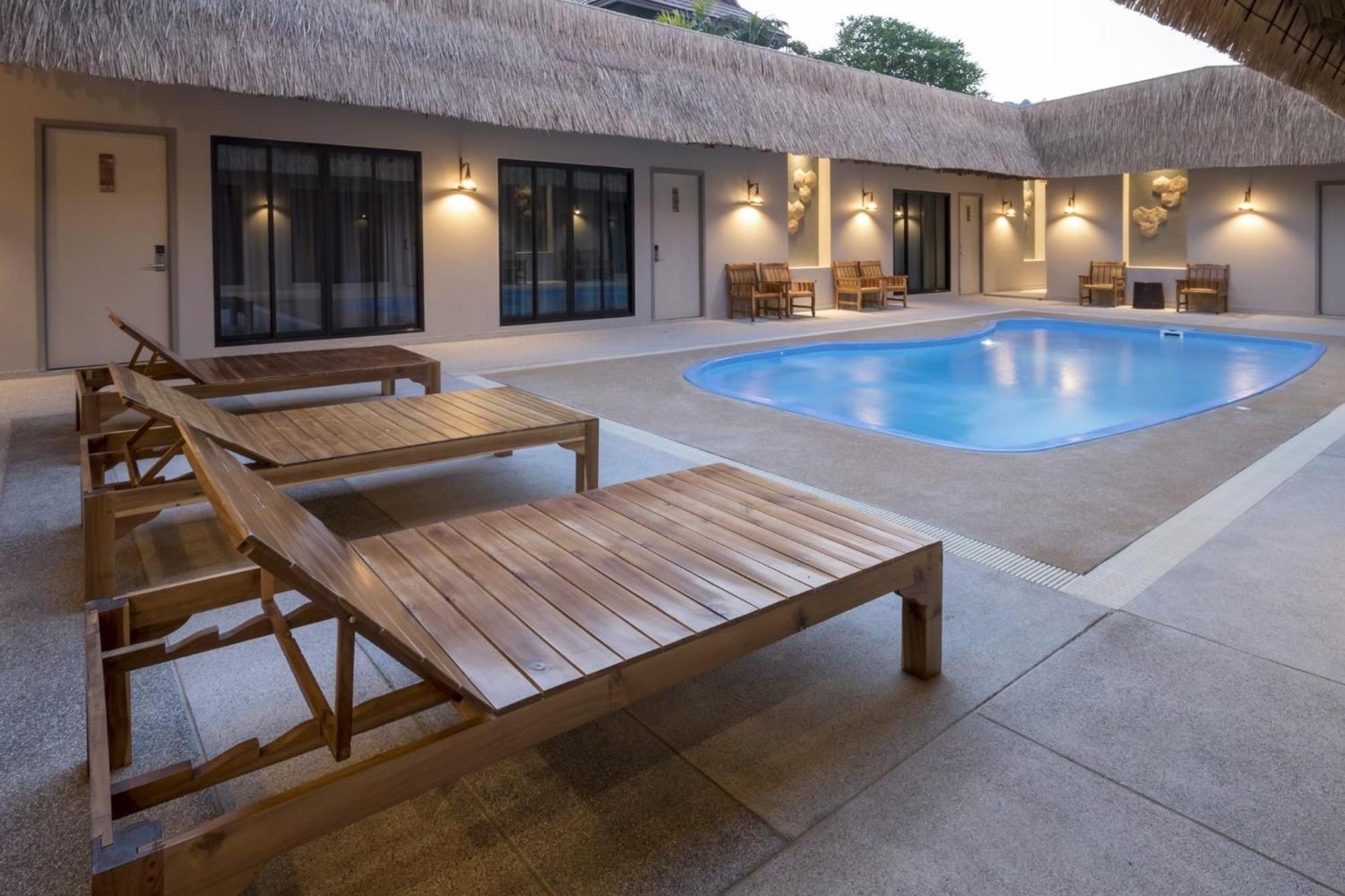 Ozone Villa Phuket Pa Khlok Exterior foto